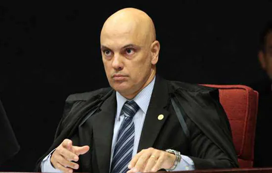 Alexandre de Moraes revoga censura a revista e site jornalísticos