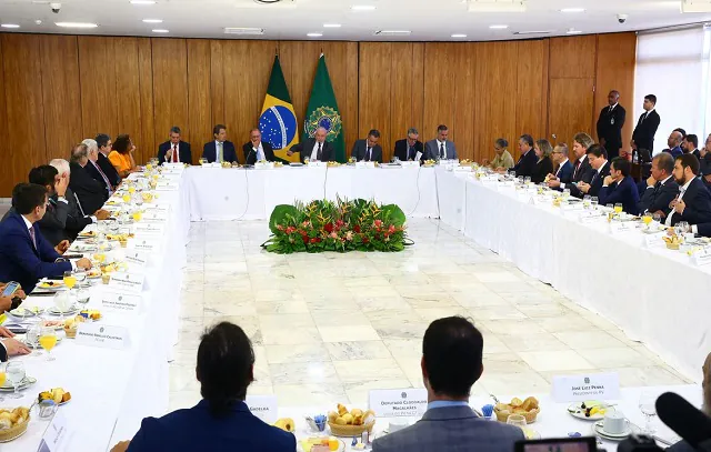 Padilha nega discussão sobre mudanças na lei de autonomia do BC