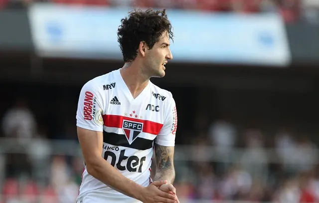 São Paulo anuncia volta de Alexandre Pato para sua terceira passagem