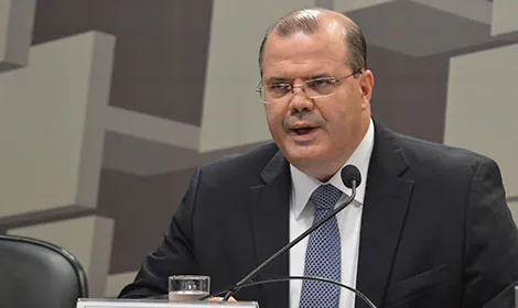 Tombini fala sobre recuo da inflação e retomada da economia