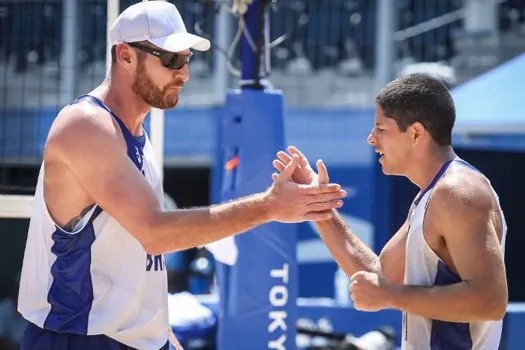 Alison e Álvaro Filho anunciam fim da dupla no vôlei de praia