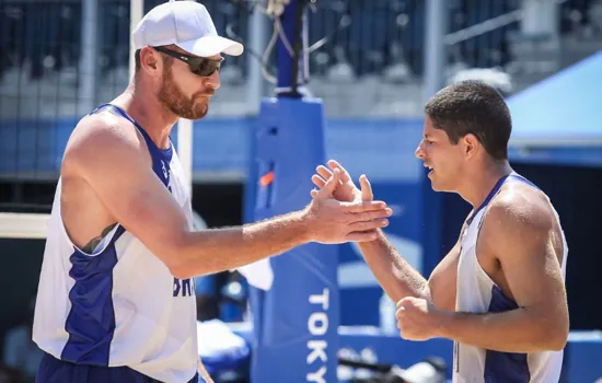 Alison e Álvaro Filho anunciam fim da dupla no vôlei de praia