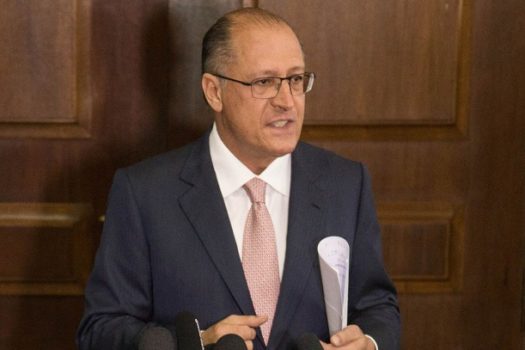 Projeto que acelera renovação da indústria será sancionado nesta terça, diz Alckmin