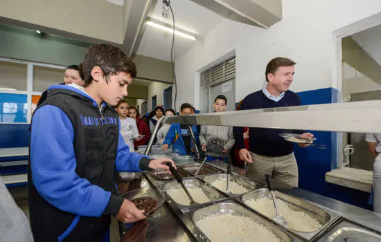 Almoço nas escolas de São Bernardo beneficia alunos com restrições alimentares