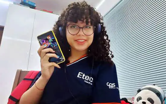 Aluna da Etec de Guarulhos vence desafio Change The Game do Google