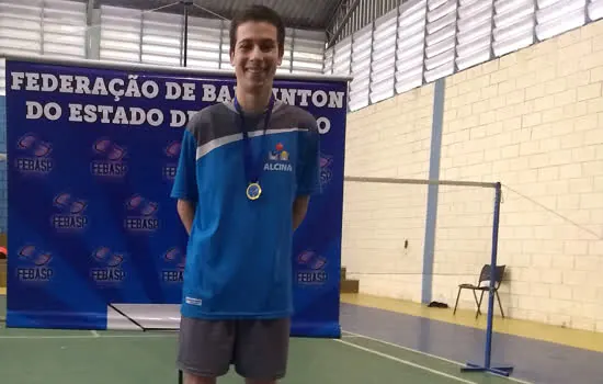 Aluno do PEC de São Caetano conquista Torneio Interescolar de Badminton