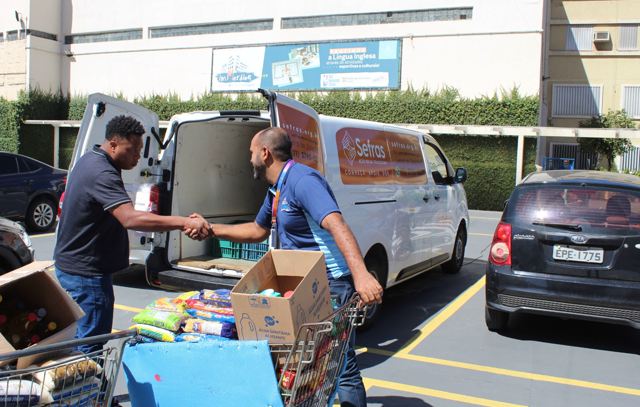 Alunos de colégio de SP iniciam campanha para evitar o desperdício de alimentos