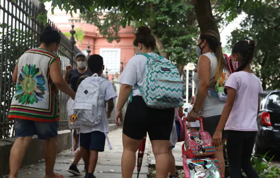 RJ atualiza protocolos para retorno das aulas presenciais