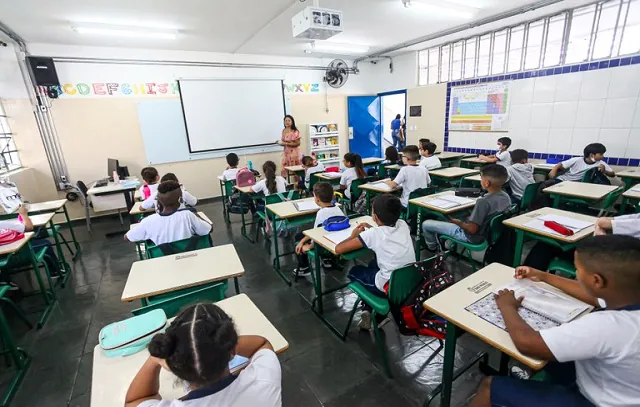 SP: Mais de 1 milhão de estudantes da Rede Municipal voltam às aulas nesta segunda (6)