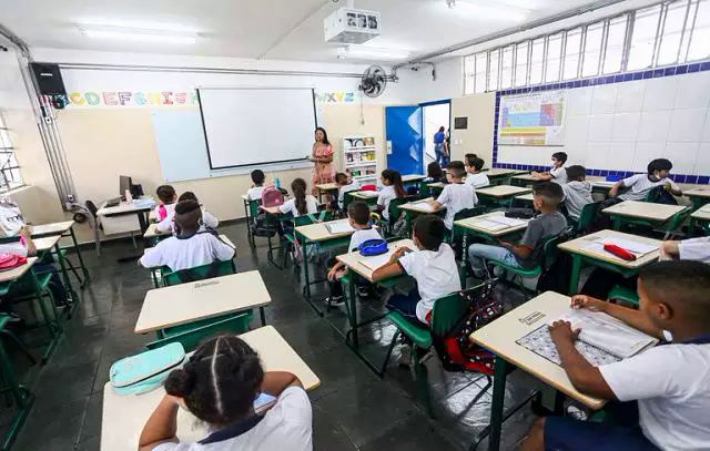 ‘Busca Ativa’: Seduc-SP reforça ações para identificar alunos em risco de evasão escolar_x000D_