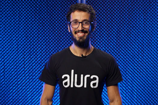 Alura abre mais de 70 mil vagas para curso gratuito e online de programação