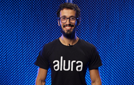 Alura abre mais de 70 mil vagas para curso gratuito e online de programação