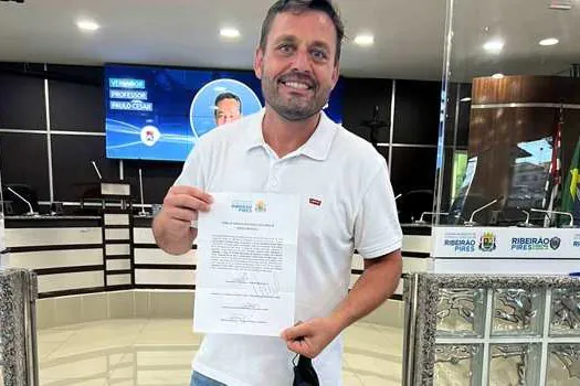 Amigão assume prefeitura de Ribeirão Pires