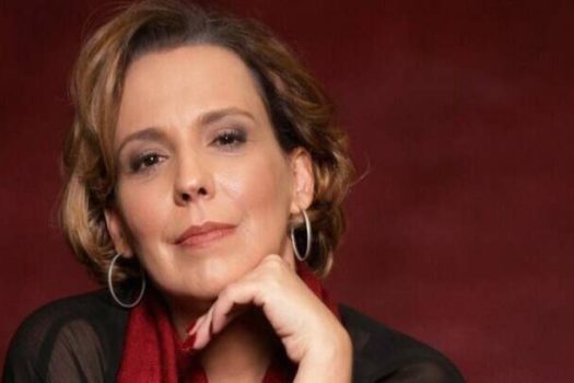 Ana Beatriz Nogueira deixa “Mania de Você” por motivos de saúde