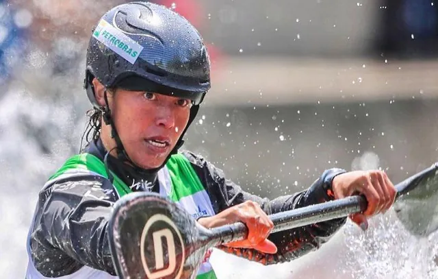 Ana Sátila fatura prata em etapa da Copa do Mundo de Canoagem Slalom