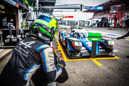 WEC: Negrão pilota por meia corrida e leva Alpine ao segundo lugar na Bélgica