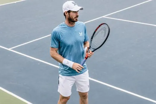 Andy Murray ganha 700° jogo da carreira com virada na estreia em Indian Wells