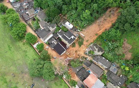 Sobe para 18 o número de mortos pelos temporais no Estado do Rio de Janeiro