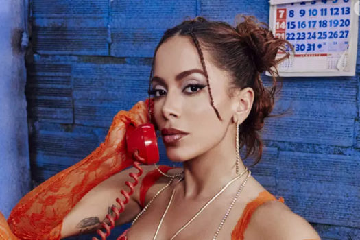 Anitta está em Miami, na rota do furacão Milton