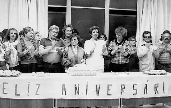 Fundação Pró-Memória celebra aniversário da Escola de Idiomas