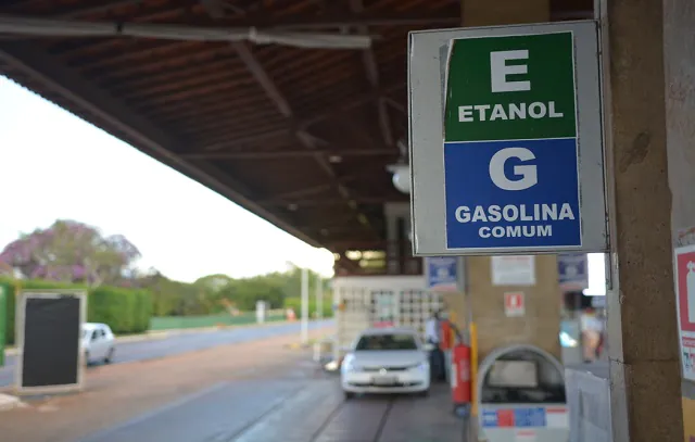 ANP: preço médio da gasolina nos postos sobe 5