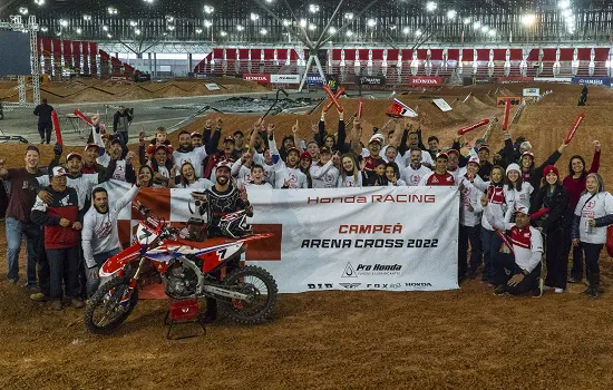 Anthony Rodriguez é bicampeão da categoria Pró no Arena Cross 2022