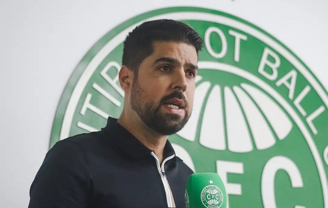 Coritiba anuncia português António Oliveira como técnico para a temporada 2023