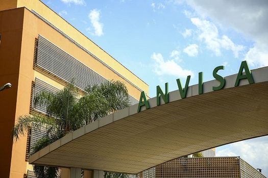 Anvisa autoriza nova fase de estudos de vacina contra covid-19