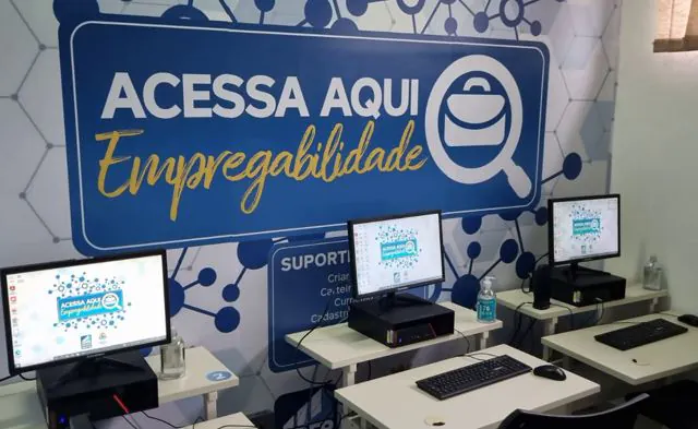 Acessa Aqui Empregabilidade completa um ano com mais de 3 mil atendimentos