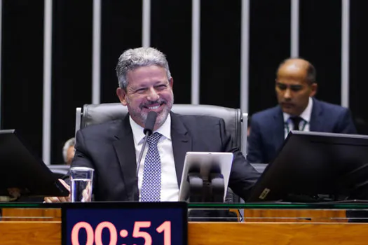 Novo arcabouço fiscal é aprovado com placar superior ao necessário para reforma tributária