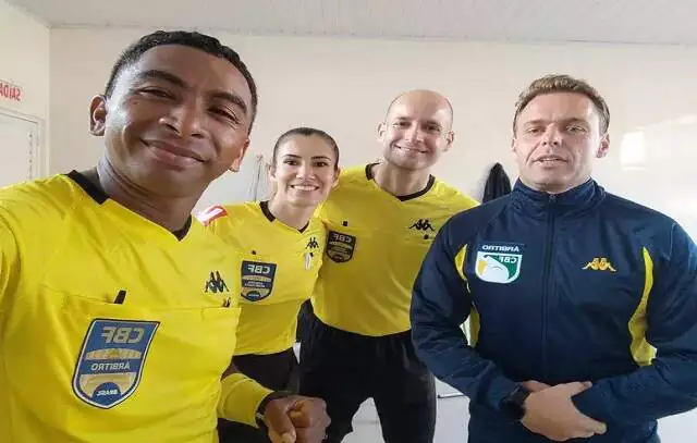 Árbitro viajou por quase 72h para apitar jogo da Série D