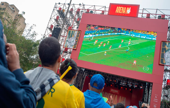 Arena Nº1 Brahma reúne torcida no Ibirapuera para assistir a Copa América