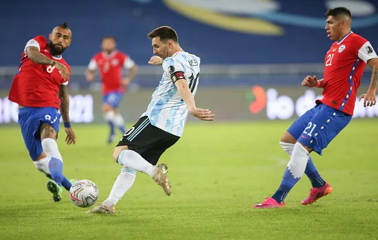 Copa América: Argentina e Chile empatam em 1 a 1 no Rio de Janeiro