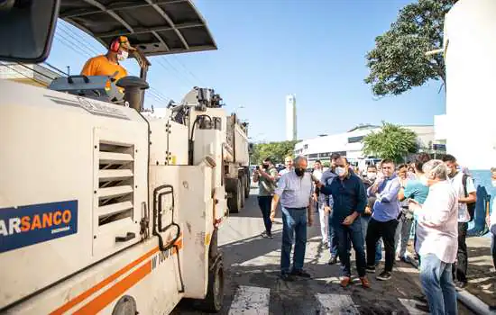 Auricchio lança Asfalto Bairro a Bairro no Prosperidade