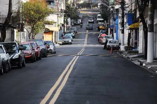 Em Diadema, moradores elogiam pavimentação da rua Santa Cruz