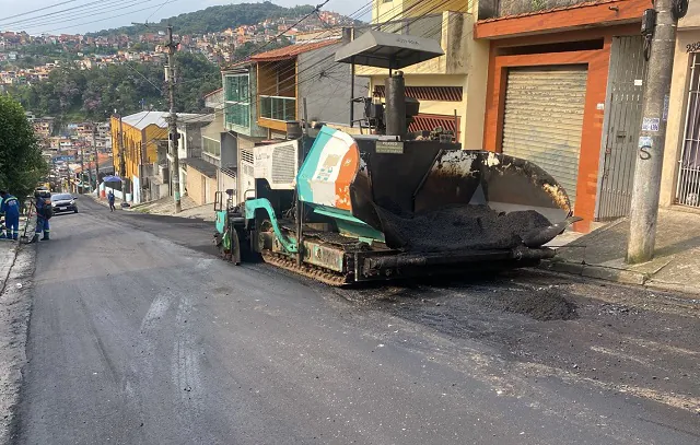 Prefeitura de Mauá amplia obras de recapeamento no Jardim Zaíra