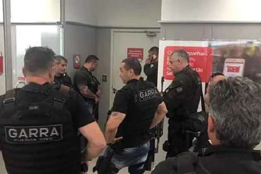 Polícia prende nove em tentativa de assalto a banco em São Paulo