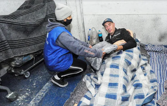 Santo André acolhe pessoas em situação de rua por conta da queda de temperatura