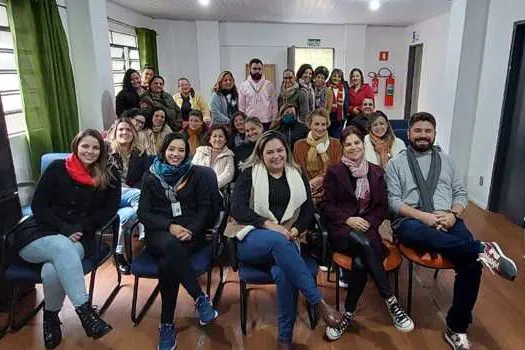 Sapis homenageia assistentes sociais da rede e de entidades conveniadas