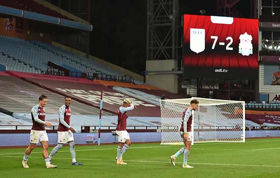 Aston Villa faz 7 no Liverpool e encerra invencibilidade do time na competição