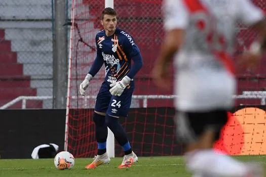 Campeão da Sul-Americana, Athletico-PR abre Libertadores contra “freguês” Caracas