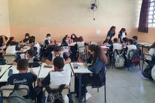 APSE leva reflexão sobre bullying para alunos da rede municipal