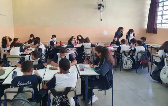 APSE leva reflexão sobre bullying para alunos da rede municipal