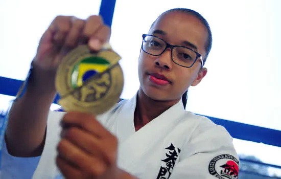 Atleta de Diadema conquista medalha de bronze no Campeonato de Karatê