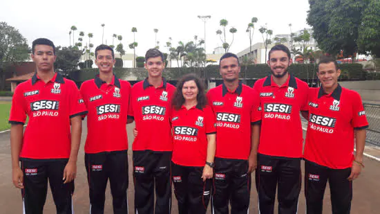 Atletas do SESI Santo André embarcam para disputa do Mundial Escolar na Croácia