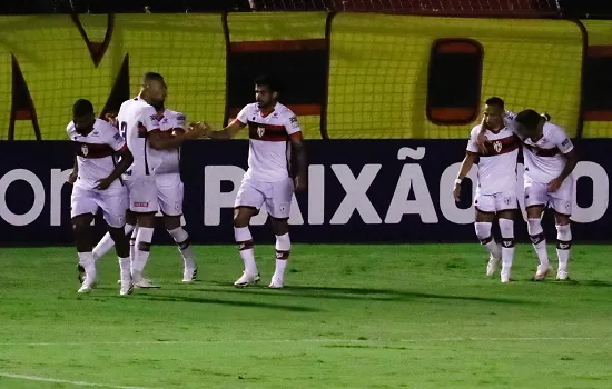 Atlético-GO vence com gol no segundo tempo e sobe para a 12ª posição