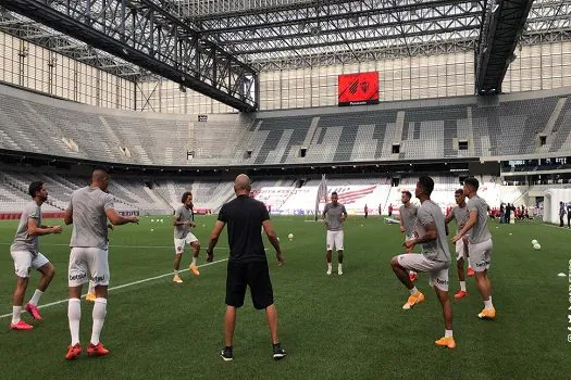 Athletico-PR enfrenta Atlético-MG na Arena da Baixada