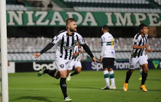 Atlético-MG defende contra Coritiba invencibilidade de quase um ano em casa