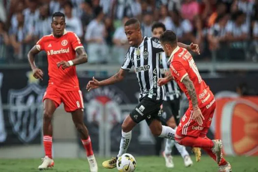 Atlético-MG e Internacional se enfrentam de olho no G-4 do Brasileirão