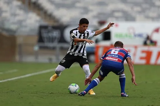 Atlético-MG vence Fortaleza em casa e segue na caça ao líder